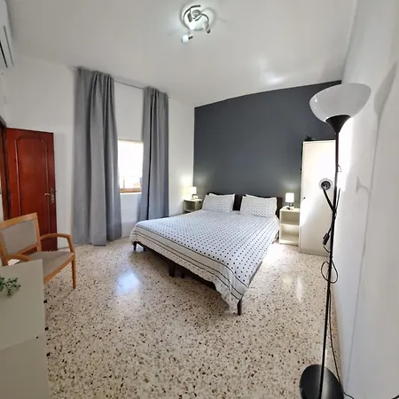 Balluta Hill House *